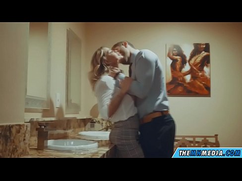 ❤️ Khi một cô gái tóc vàng busty quyến rũ bạn trong một nhà vệ sinh công cộng ❤️❌  Sex video  ở% vi.poliglass34.ru%  ❌️❤